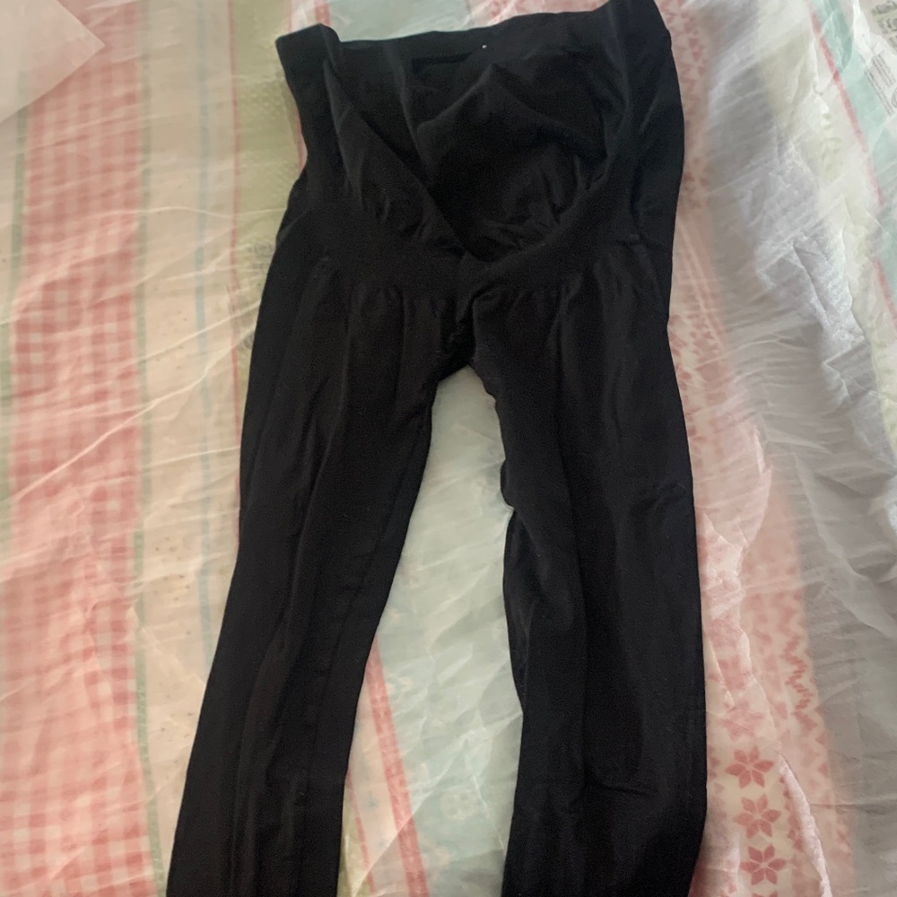 Maternity Black High-Waisted Leggings suze XL